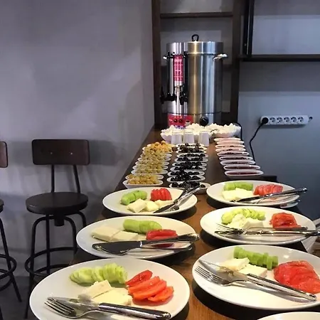 Hotel Ileri