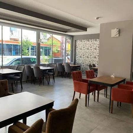 Hotel Ileri 3*