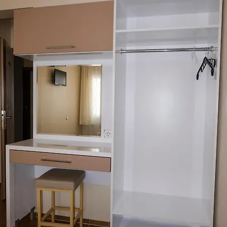 Hotel Ileri