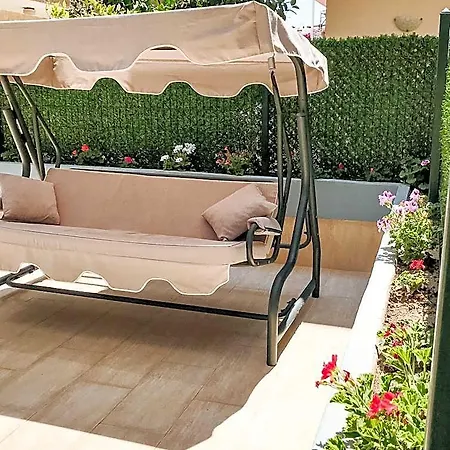 ılerı Otel Gümüldür